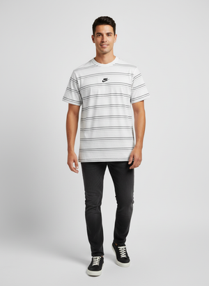 Model wearing product