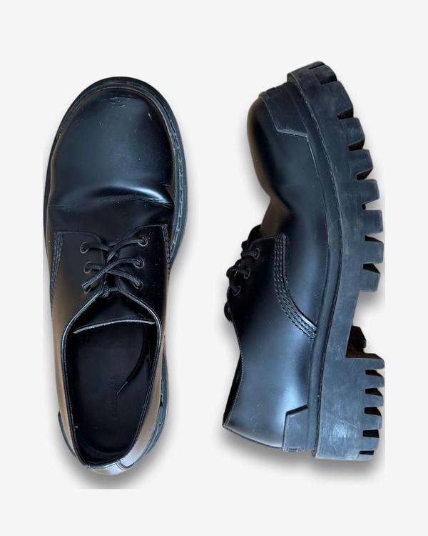 ื ืขืื Balenciaga