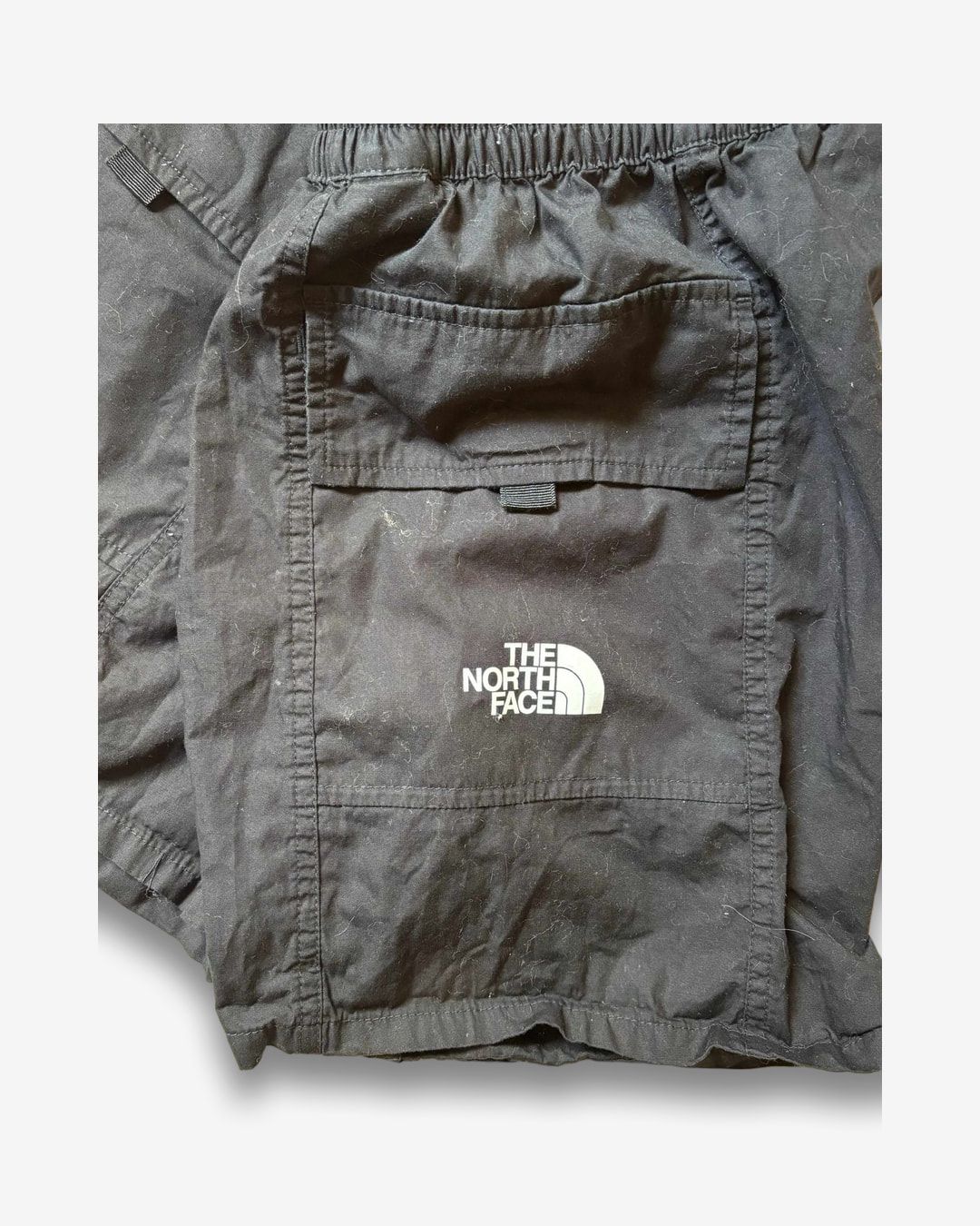מכנסי שורטס שחורים של The North Face