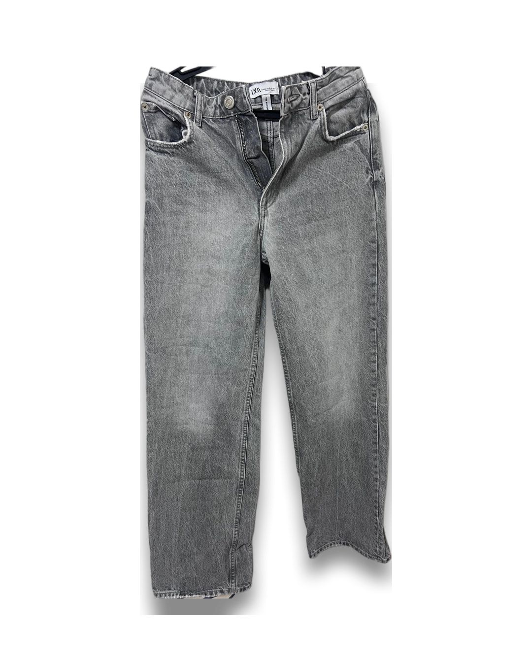 ג'ינס אפור בגזרה ישרה של ZARA