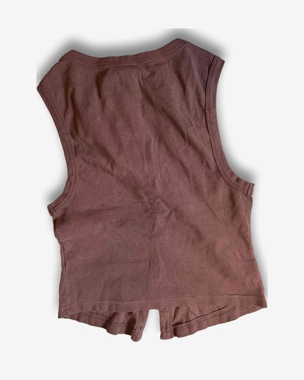 גופיית כפתורים חומה של Urban Outfitters חדשה