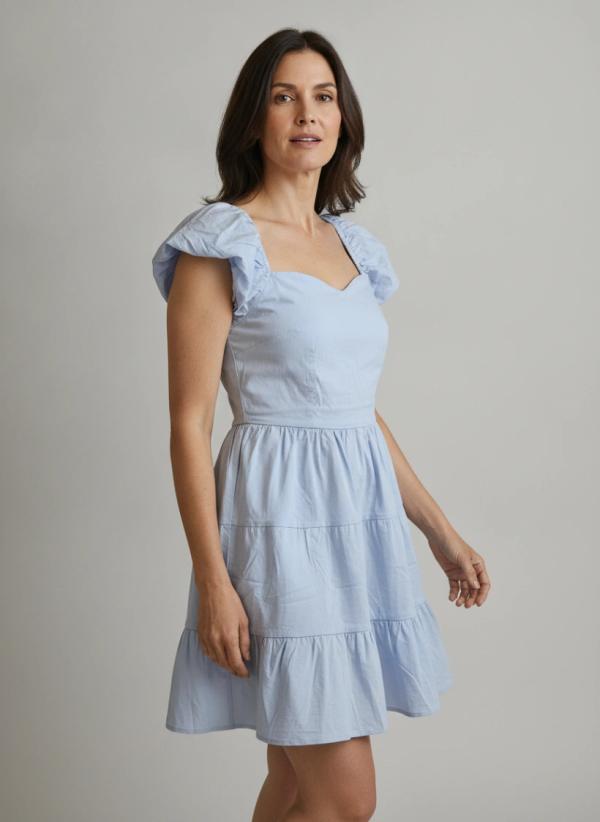 Model wearing product