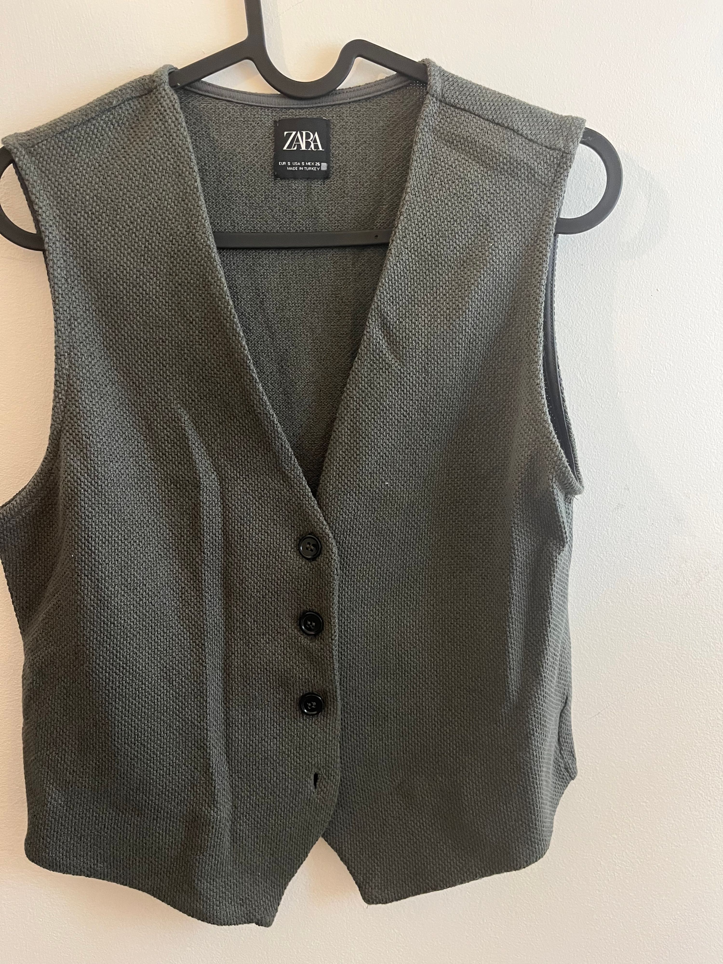 וסט נשים ירוק כהה מבד טקסטורלי ZARA