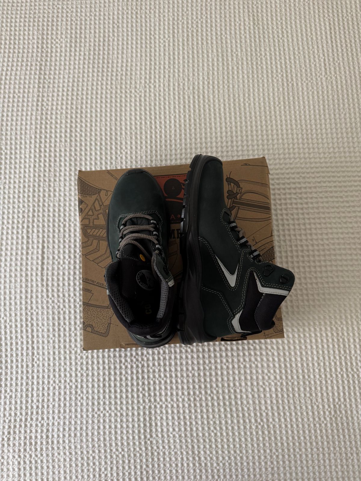 Product photo 1
